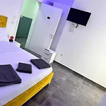Ersi Otel *