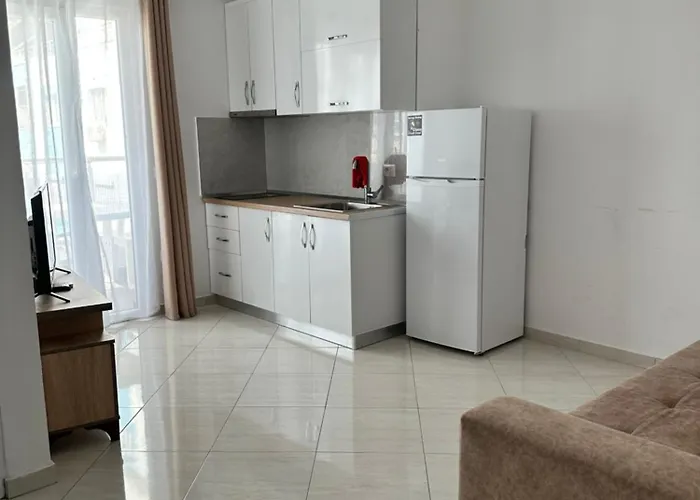 酒店 Ersi Shëngjin